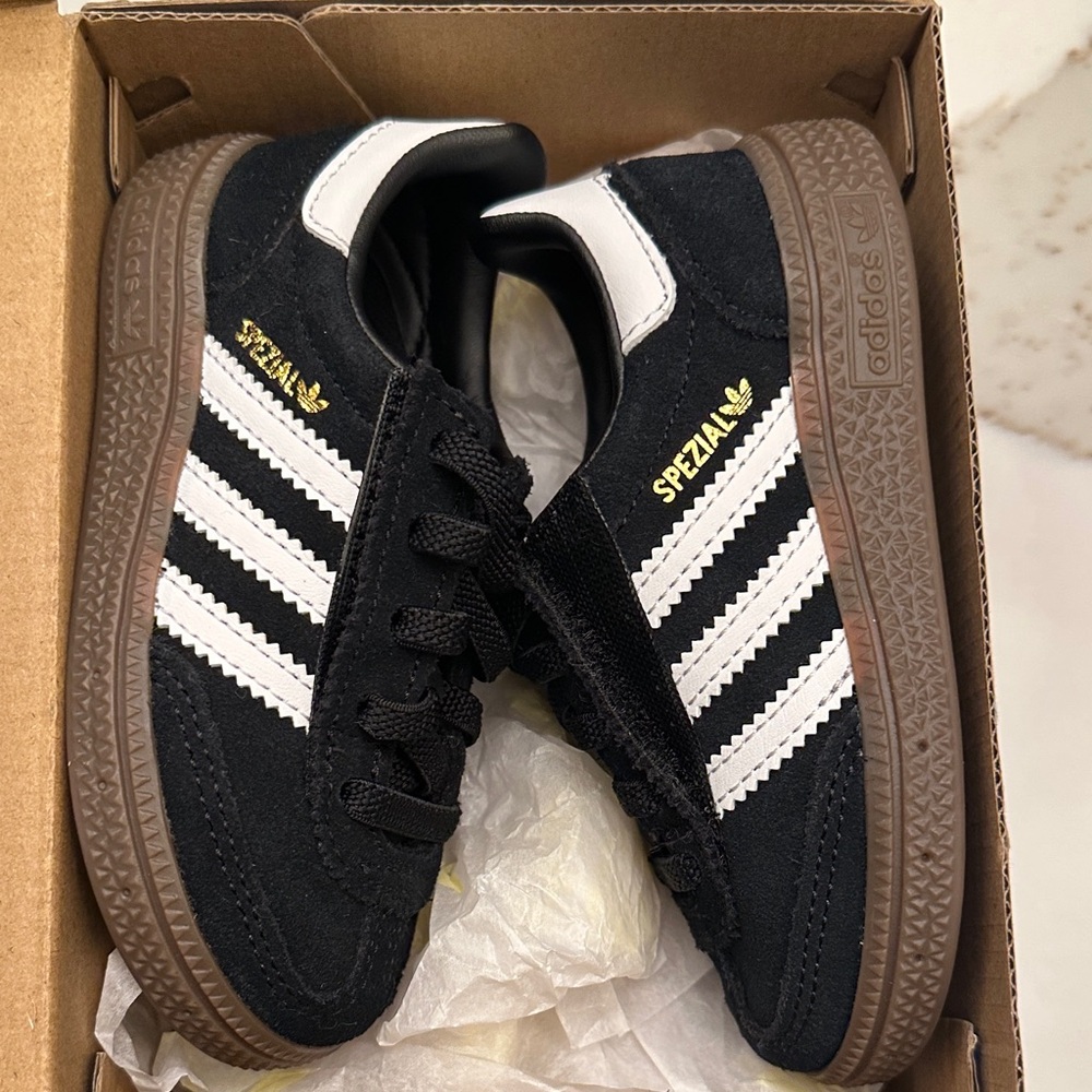 Adidas Kids Black and White Sneakers with Gold Detail